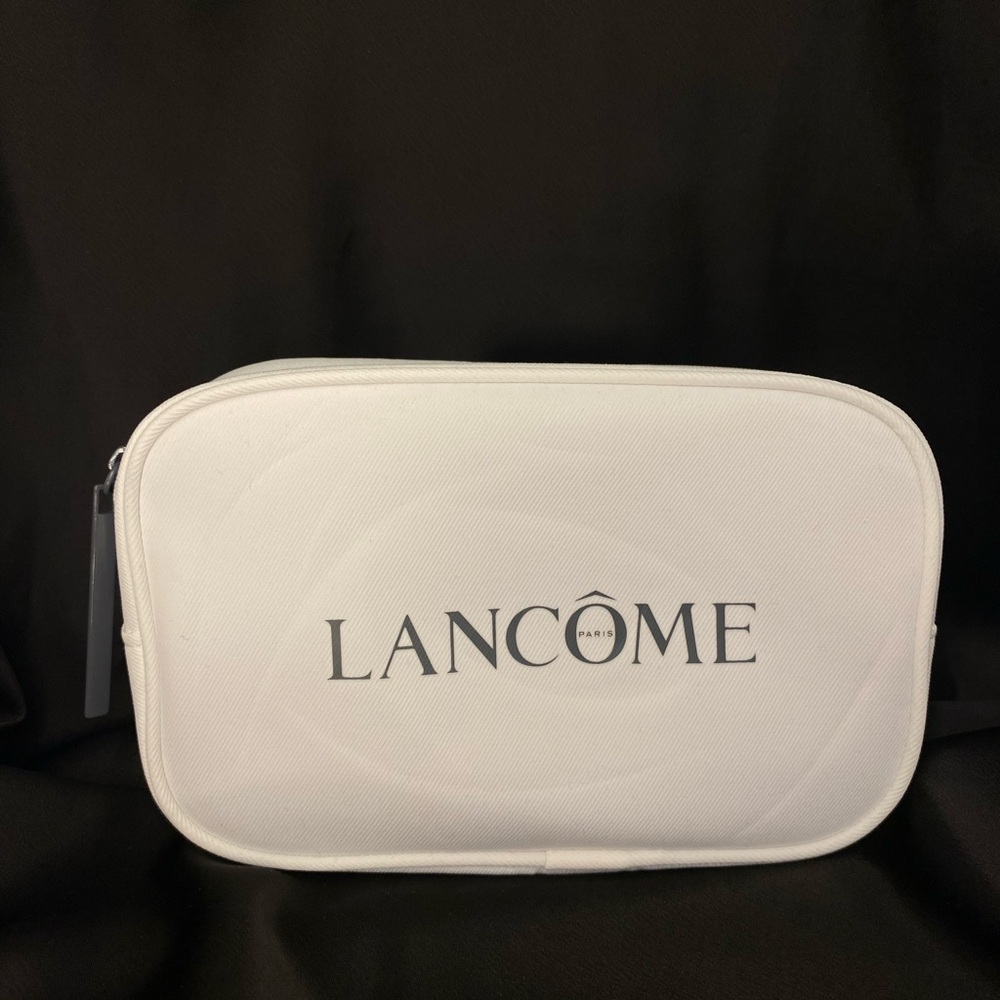 Lancôme White Cosmetic Bag – Elegant Travel Pouch